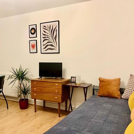 London Apartment Finsbury Park Zone 2 - 10 Minutes To Central 런던 외부 사진